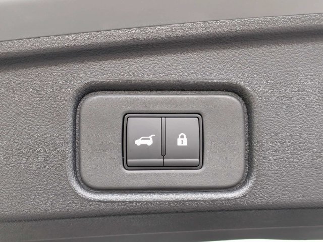 Used 2026 Nissan Pathfinder Platinum w/ Cargo Package FWD image 14