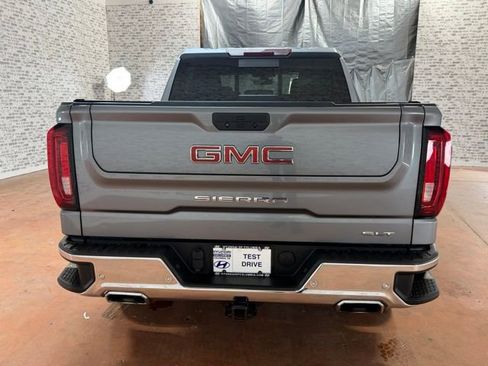 Used 2022 GMC Sierra 1500 SLT w/ SLT Premium Plus Package image 5