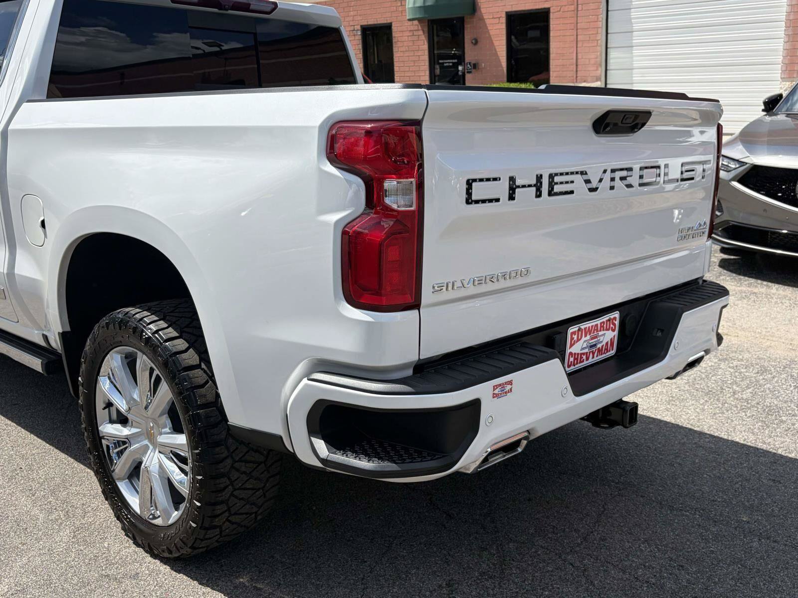 Used 2023 Chevrolet Silverado 1500 High Country RWD image 33
