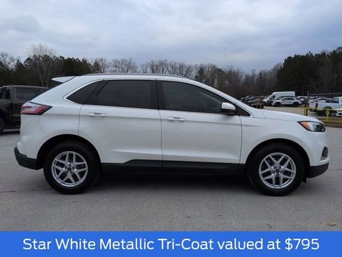 Certified 2022 Ford Edge SEL w/ Convenience Package image 4