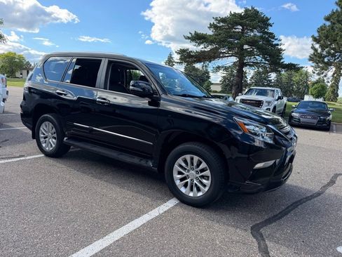 Used 2016 Lexus GX 460 w/ Premium Package AWD/4WD image 7