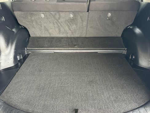 Certified 2018 Toyota RAV4 LE AWD/4WD image 15