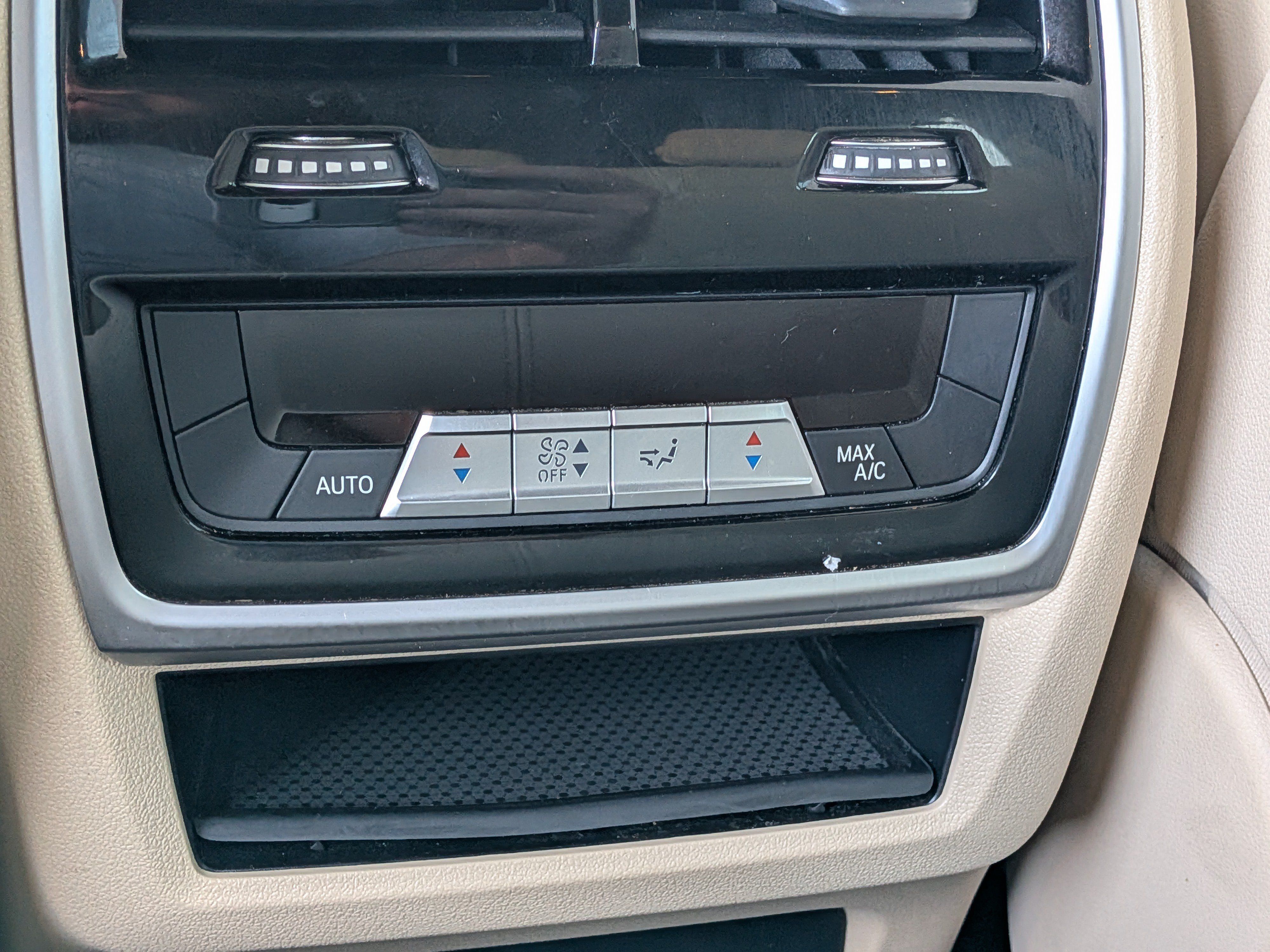 Used 2020 BMW X5 sDrive40i w/ Convenience Package RWD image 16