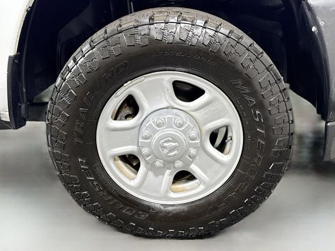 Used 2024 RAM 2500 Tradesman w/ Safety Group AWD/4WD image 32