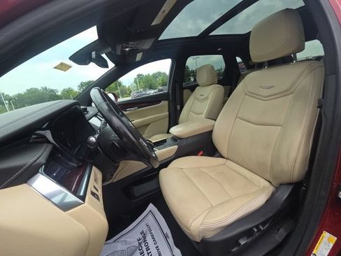 Used 2019 Cadillac XT5 Luxury FWD image 29