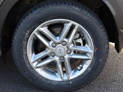 Certified 2023 Hyundai Kona SE image 11