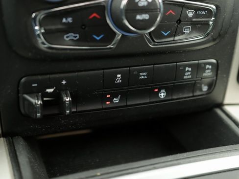 Used 2019 RAM 1500 Big Horn image 20