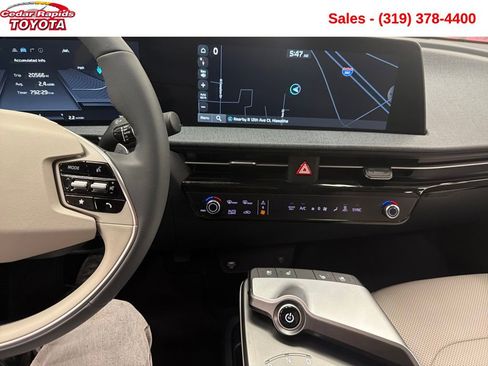 Used 2023 Kia EV6 Wind image 19