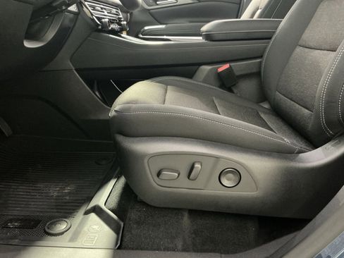 New 2026 Chevrolet Traverse LT w/ Enhanced Driving Package image 22