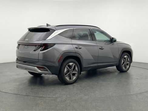 Used 2025 Hyundai Tucson SEL image 9