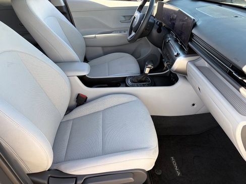 Used 2024 Hyundai Kona SEL FWD image 13