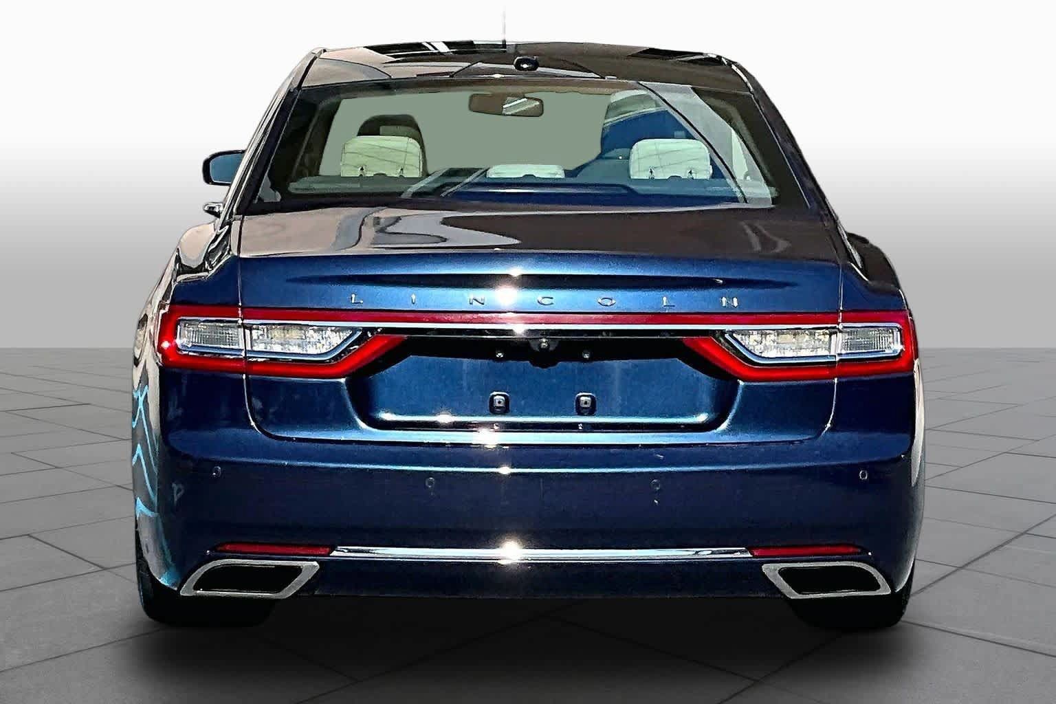 Used 2017 Lincoln Continental Reserve w/ Climate Package FWD image 5