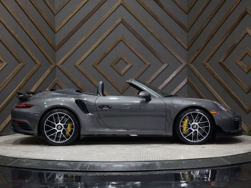 Used 2019 Porsche 911 Turbo S image 12