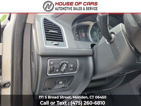 Used 2016 Volvo XC60 T5 Premier w/ Protection Package AWD/4WD image 30