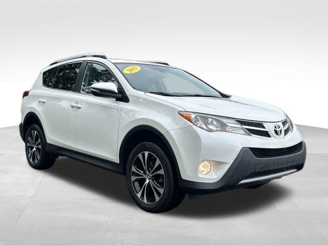 Used 2015 Toyota RAV4 Limited w/ Technology Package AWD/4WD image 7