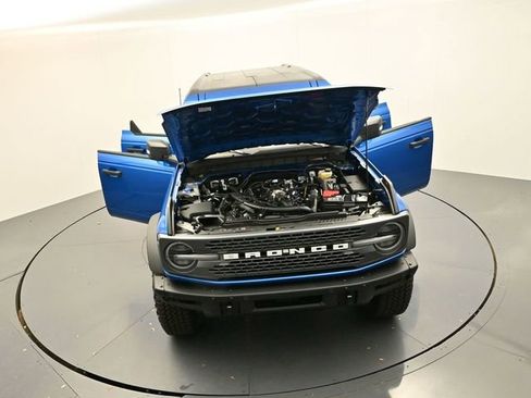 Used 2025 Ford Bronco Badlands AWD/4WD image 35