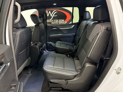 New 2026 GMC Acadia Denali w/ Super Cruise Package FWD image 15