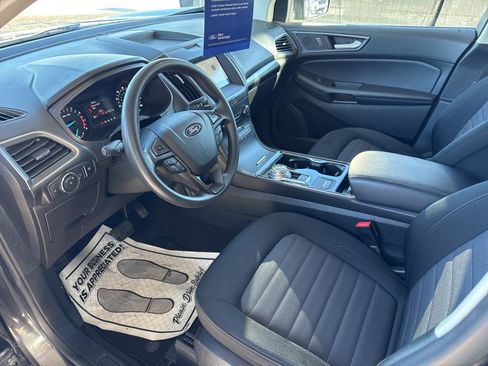 Certified 2020 Ford Edge SE image 20