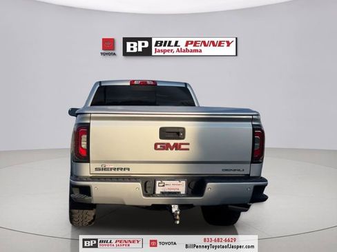 Used 2018 GMC Sierra 1500 Denali image 4