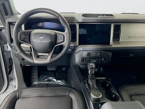 New 2025 Ford Bronco Outer Banks image 26