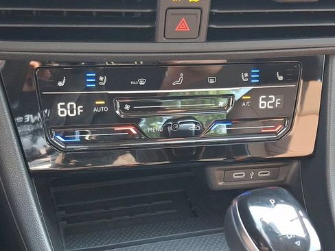 Certified 2026 Volkswagen Jetta SEL FWD image 16