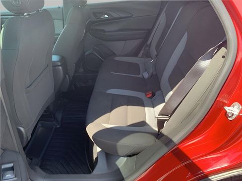 Used 2022 Chevrolet TrailBlazer LT AWD/4WD image 18