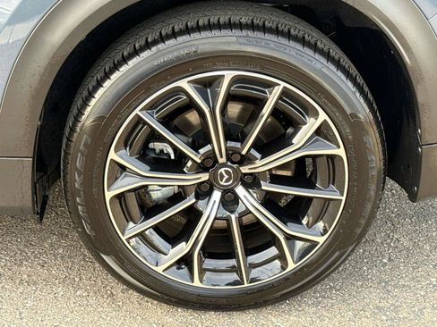 Certified 2025 MAZDA CX-70 Plug-In Hybrid w/ Premium Pkg image 30