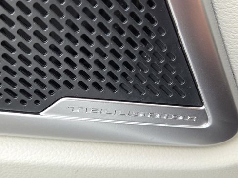 Used 2025 Kia Telluride S FWD image 11