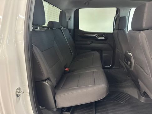 Used 2024 Chevrolet Silverado 1500 LT Trail Boss AWD/4WD image 29