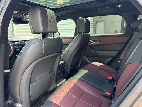 Used 2025 Land Rover Range Rover Velar Dynamic HSE AWD/4WD image 9