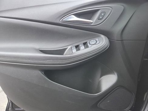 Used 2024 Buick Encore GX Sport Touring image 31