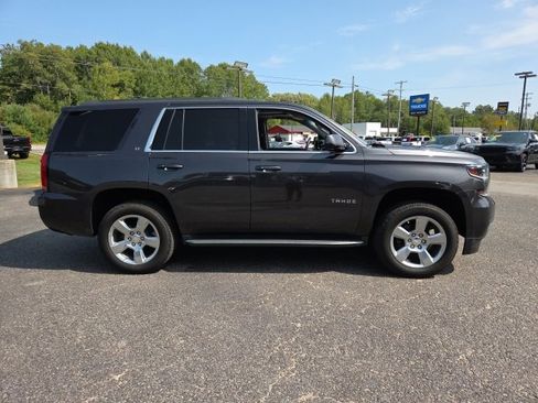 Used 2017 Chevrolet Tahoe LT w/ Luxury Package image 30