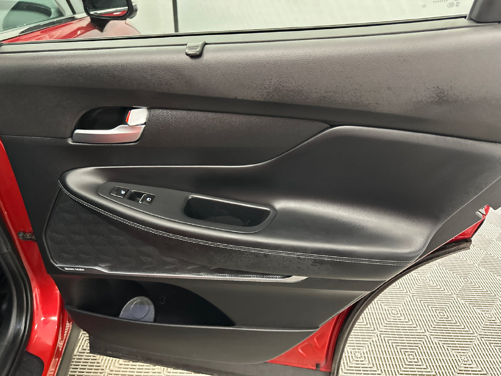 Used 2023 Hyundai Santa Fe Limited FWD image 18
