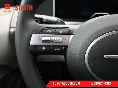 Used 2025 Hyundai Tucson SEL AWD/4WD image 21