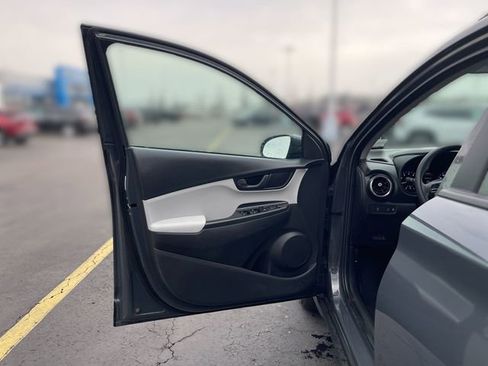 Used 2023 Hyundai Kona SEL image 22