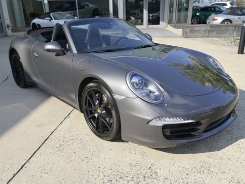 Used 2016 Porsche 911 Carrera 4 image 44