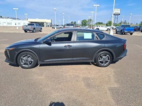 Used 2025 Kia K4 FWD image 5