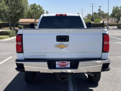 Used 2017 Chevrolet Silverado 2500 W/T RWD image 3
