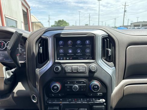 Used 2023 Chevrolet Silverado 2500 LT w/ Convenience Package AWD/4WD image 24