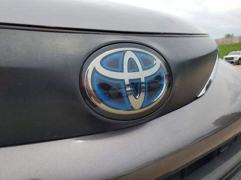 Used 2021 Toyota Sienna XLE AWD/4WD image 37