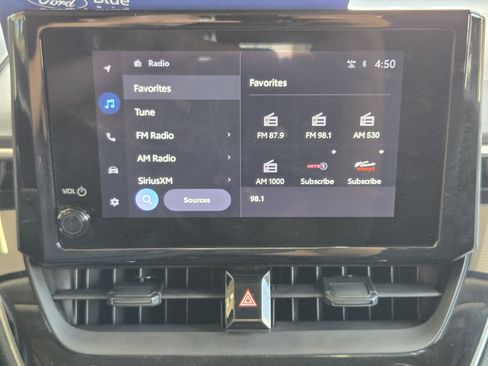 Used 2023 Toyota Corolla LE FWD image 12