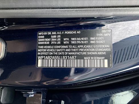 Used 2020 Porsche Macan S image 34