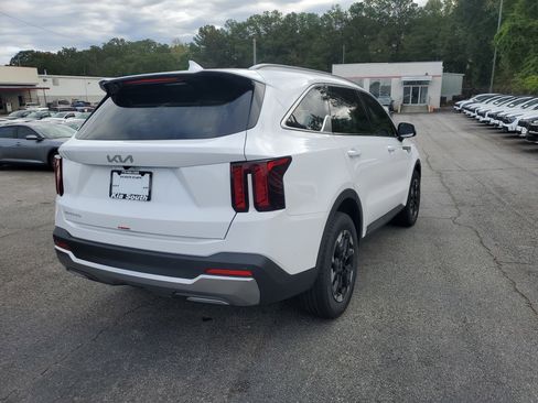 New 2026 Kia Sorento S w/ S Panoramic Sunroof Package image 6