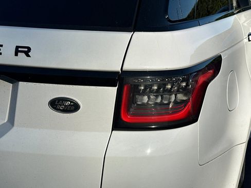 Used 2021 Land Rover Range Rover Sport HST image 14