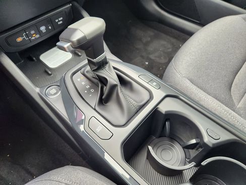 New 2025 Kia K4 EX image 15