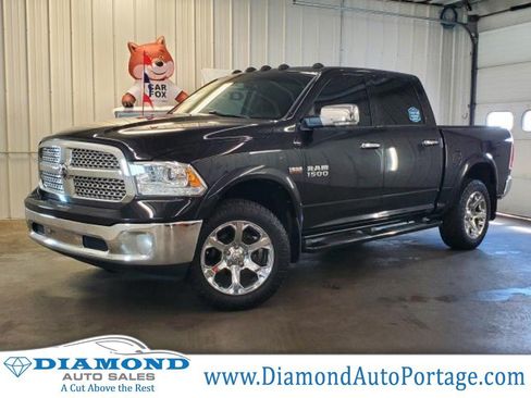 Used 2017 RAM 1500 Laramie AWD/4WD image 1