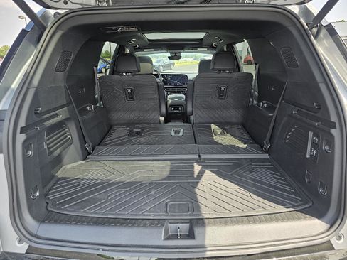 Used 2026 Chevrolet Traverse RS AWD/4WD image 30