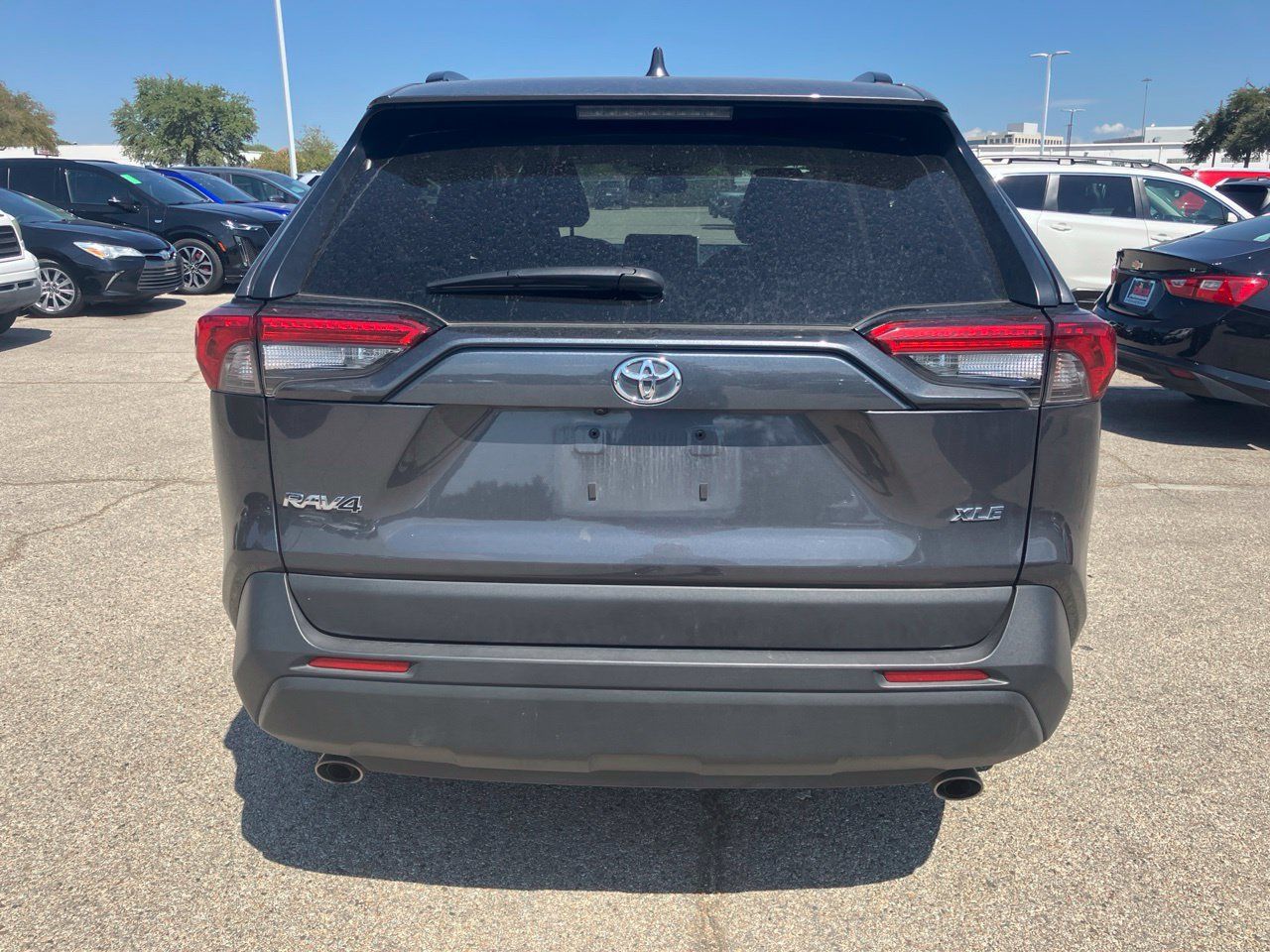 Used 2025 Toyota RAV4 XLE FWD image 5