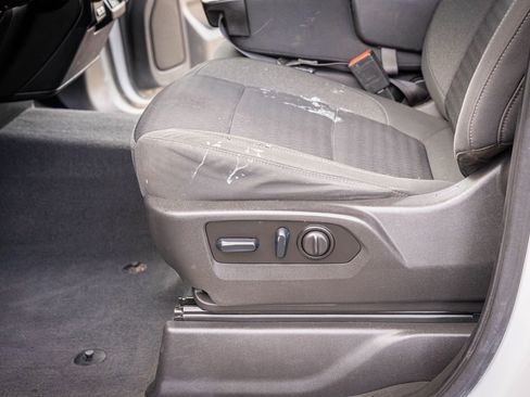 Used 2022 GMC Sierra 3500 SLE w/ SLE Convenience Package image 12