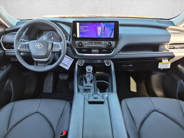New 2026 Toyota Grand Highlander XLE FWD image 14